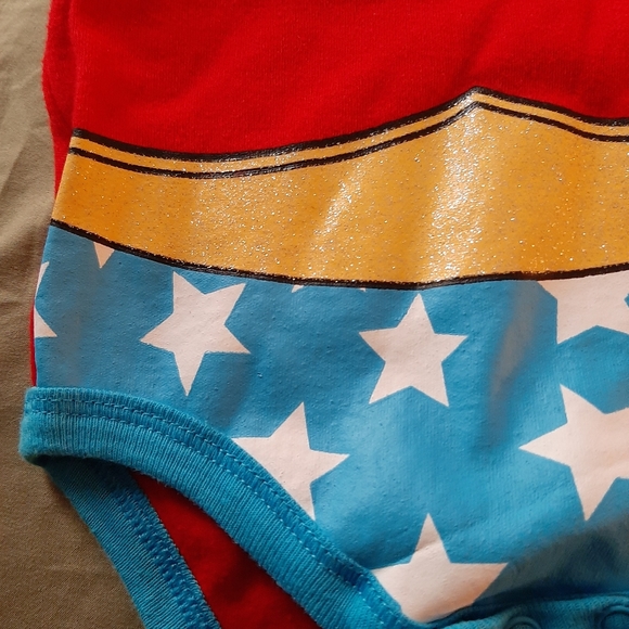Wonder Woman Onesie - Picture 3 of 15